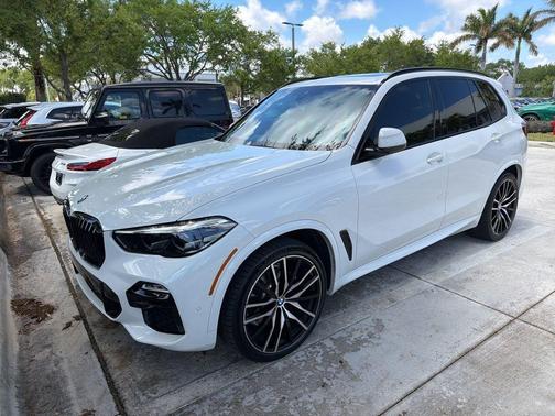 Alpine White 2021 BMW X5 sDrive40i
