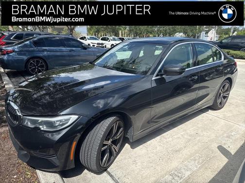 2022 BMW 330 i xDrive