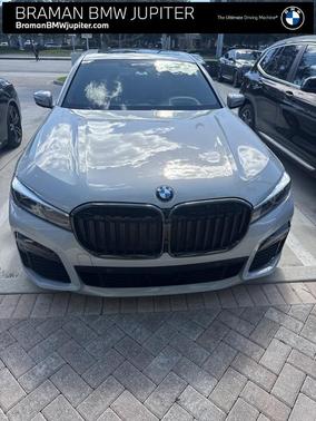 2021 BMW 750 i xDrive