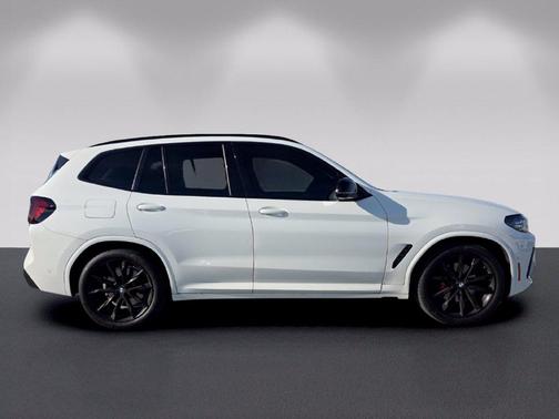 Alpine White 2023 BMW X3 M40i