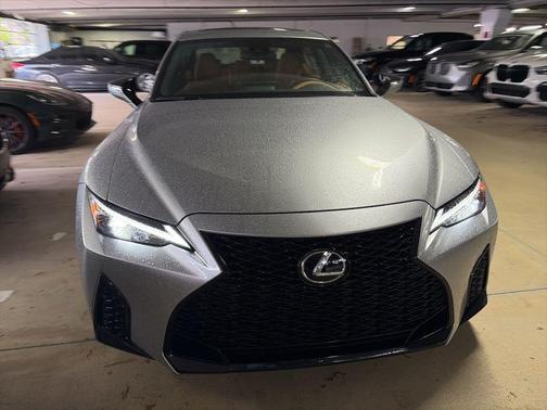 Iridium 2025 Lexus IS 350 F SPORT Design