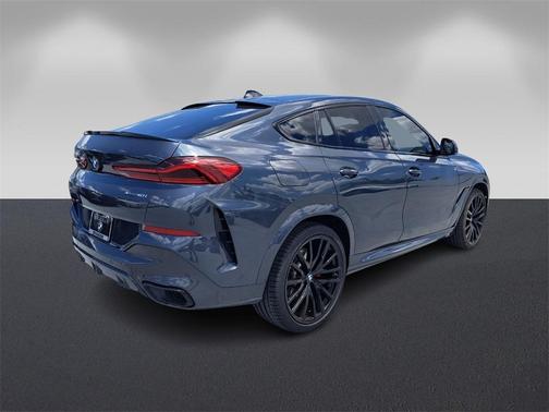 2022 BMW X6 xDrive40i