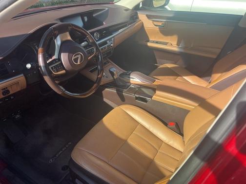 2016 Lexus ES 350 Base