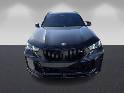 2025 BMW X5 M60i