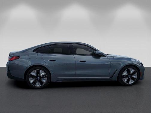 Skyscraper Gray Metallic 2023 BMW i4 Gran Coupe eDrive40