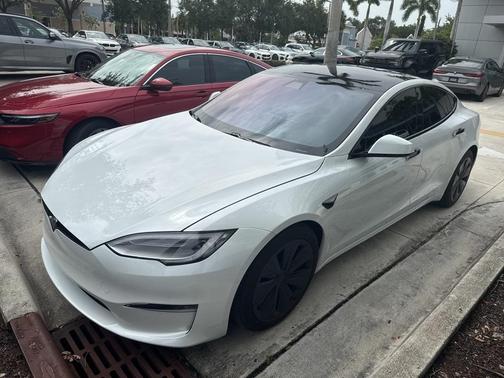 2021 Tesla Model S Plaid
