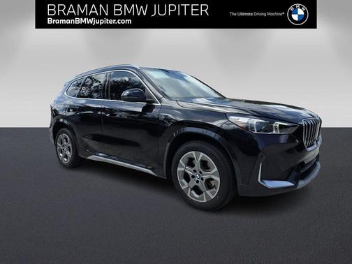 Black Sapphire Metallic 2026 BMW X1 xDrive28i