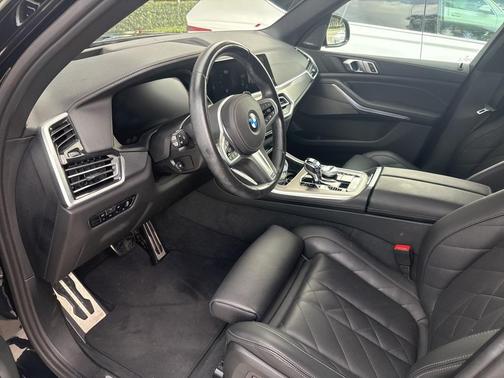 2023 BMW X5 sDrive40i