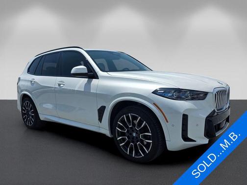 Mineral White Metallic 2026 BMW X5 xDrive40i