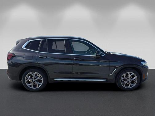 Dark Graphite Metallic 2024 BMW X3 sDrive30i