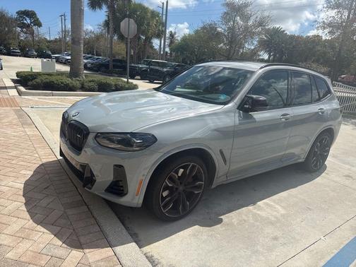 2024 BMW X3 M40i