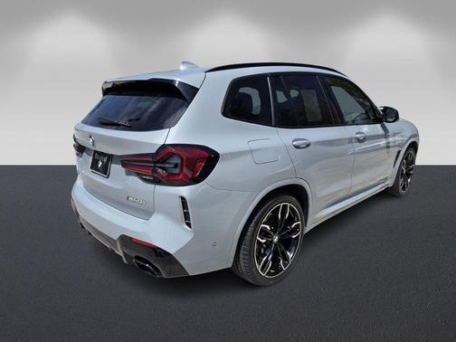 Brooklyn Gray Metallic 2024 BMW X3 M40i
