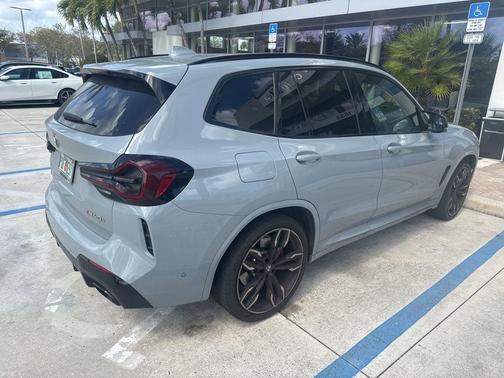 2024 BMW X3 M40i