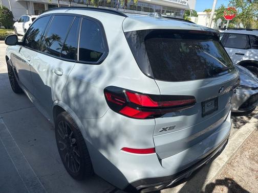 Brooklyn Gray Metallic 2024 BMW X5 sDrive40i
