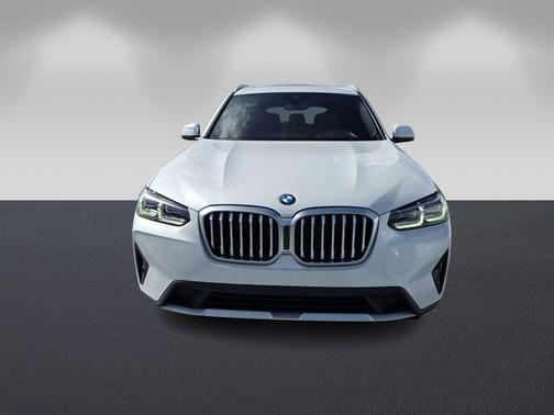 Mineral White Metallic 2022 BMW X3 sDrive30i