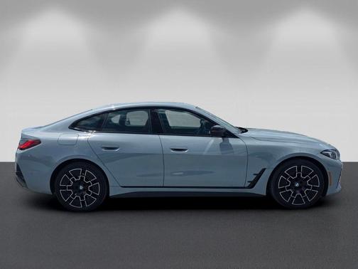 Brooklyn Gray Metallic 2025 BMW i4 Gran Coupe xDrive40