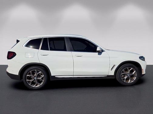 Alpine White 2024 BMW X3 sDrive30i