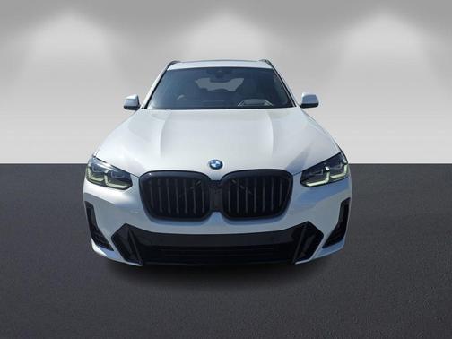 Mineral White Metallic 2024 BMW X3 xDrive30i