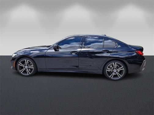 2023 BMW 330 i