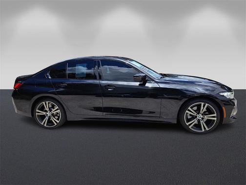 2023 BMW 330 i