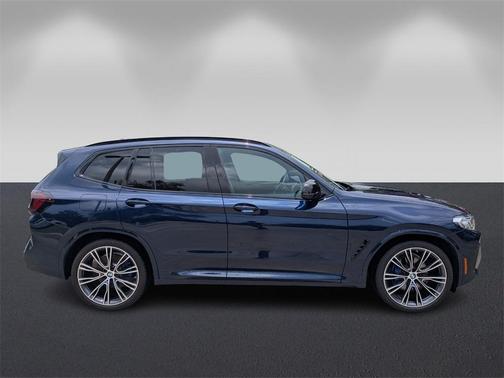 2024 BMW X3 M40i