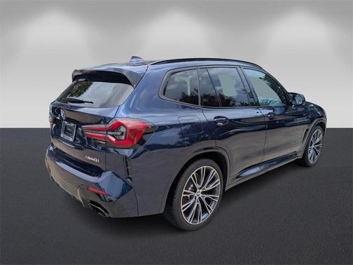 2024 BMW X3 M40i