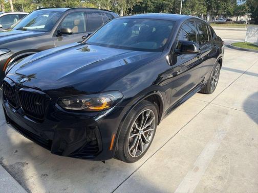 Carbon Black Metallic 2024 BMW X4 M40i
