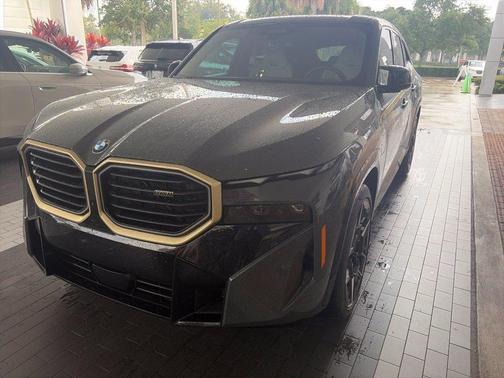Dravit Gray Metallic 2023 BMW XM Base