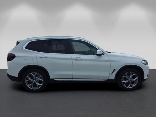 Alpine White 2024 BMW X3 sDrive30i