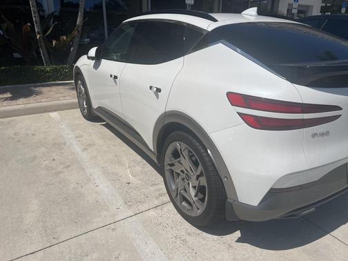 2023 Genesis GV60 Performance