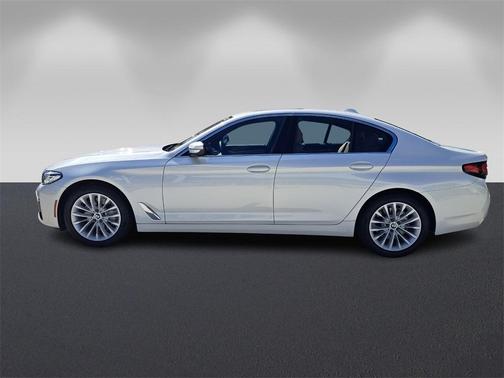 2023 BMW 530 i