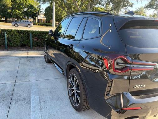 Black Sapphire Metallic 2023 BMW X3 xDrive30i