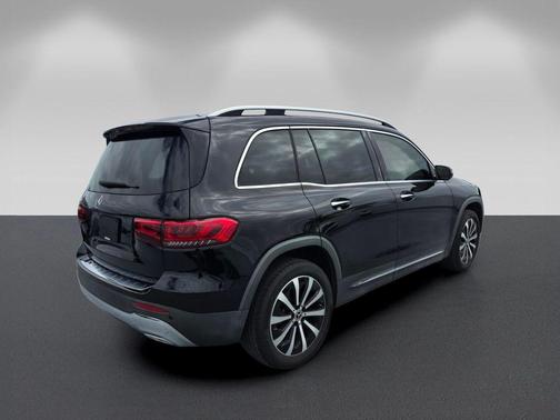 Midnight Black 2023 Mercedes-Benz GLB 250 Base