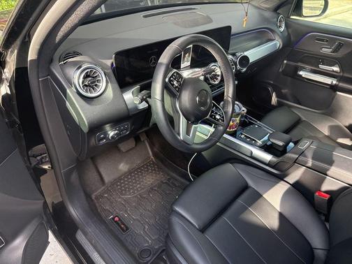 2023 Mercedes-Benz GLB 250 Base