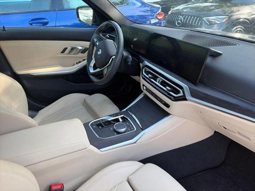 Jet Black 2024 BMW 330 i