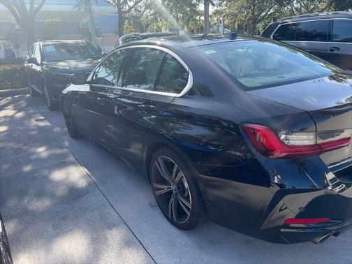 Jet Black 2024 BMW 330 i