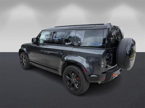 2024 Land Rover Defender P400 X