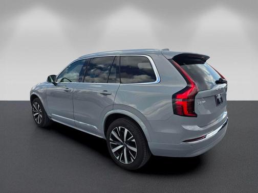 Gray Metallic 2025 Volvo XC90 B5 Core