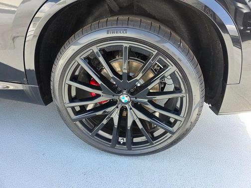 Black Sapphire Metallic 2026 BMW X5 xDrive40i