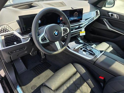 Black Sapphire Metallic 2026 BMW X5 xDrive40i
