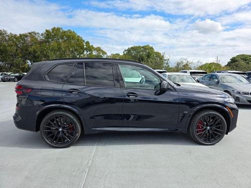 2026 BMW X5 M60i