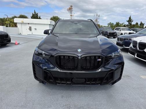 2026 BMW X5 M60i