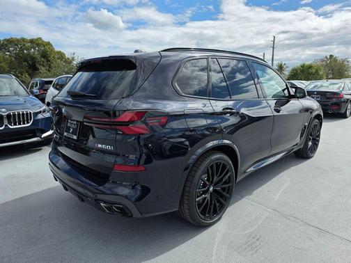 2026 BMW X5 M60i