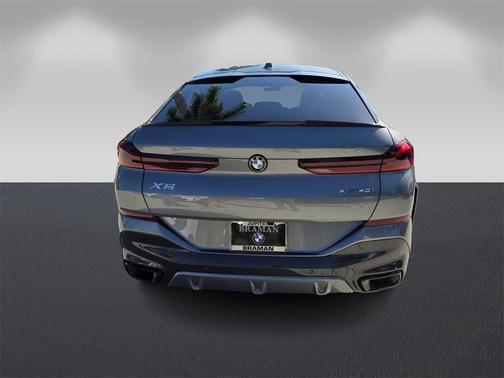 2025 BMW X6 xDrive40i