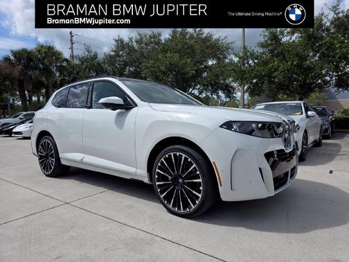 Alpine White 2027 BMW X5