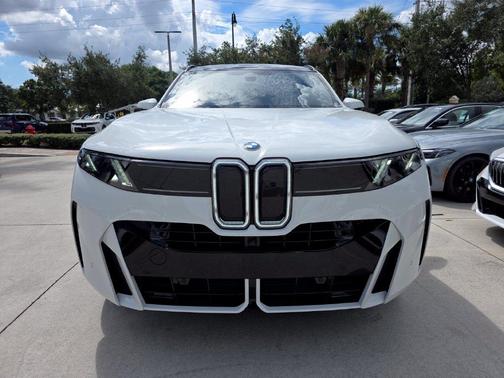 Alpine White 2027 BMW X5