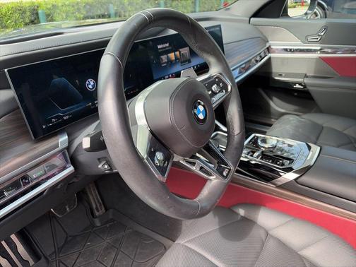 Black Sapphire Metallic 2023 BMW 740 i