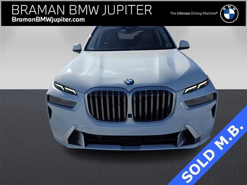 2023 BMW X7 xDrive40i