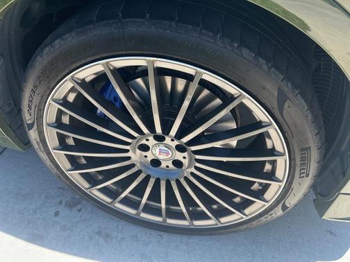 2024 BMW ALPINA XB7 Base