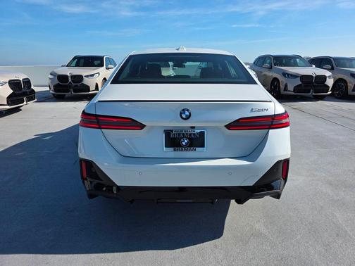 Alpine White 2027 BMW 530 i